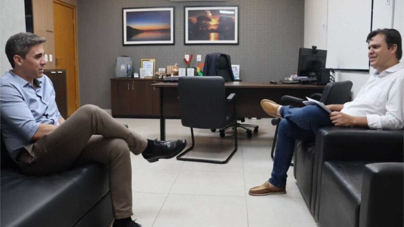 Deputado Thiago Silva reúne com Secretário da Seduc e cobra construção de Escola no Alfredo de Castro