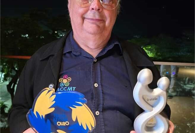 AACCMT conquista troféu Atitude de Ouro na categoria o Grande Sucesso do McDia Feliz 2024