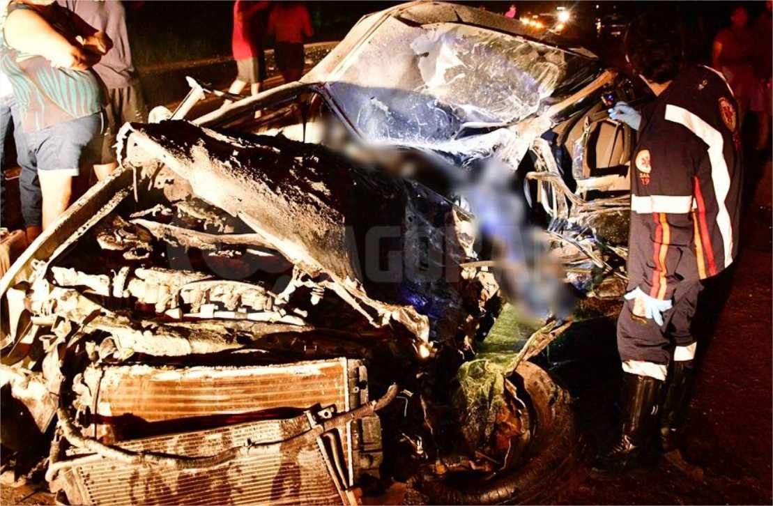 Homem morre em acidente com quatro veículos na BR-364