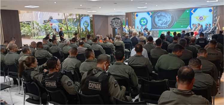 Ciopaer forma policiais e bombeiros de 4 estados para atuar em operações aéreas nesta segunda-feira (18)