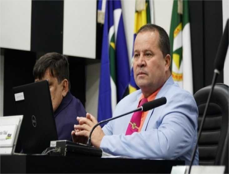 Câmara de Cuiabá aprova projetos de lei e pareceres da CCJR