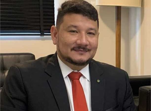 Fusões partidárias e a sobrevivência política