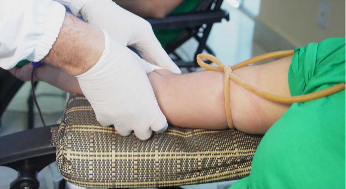 Unimed Cuiabá oferece coleta domiciliar gratuita para exames laboratoriais