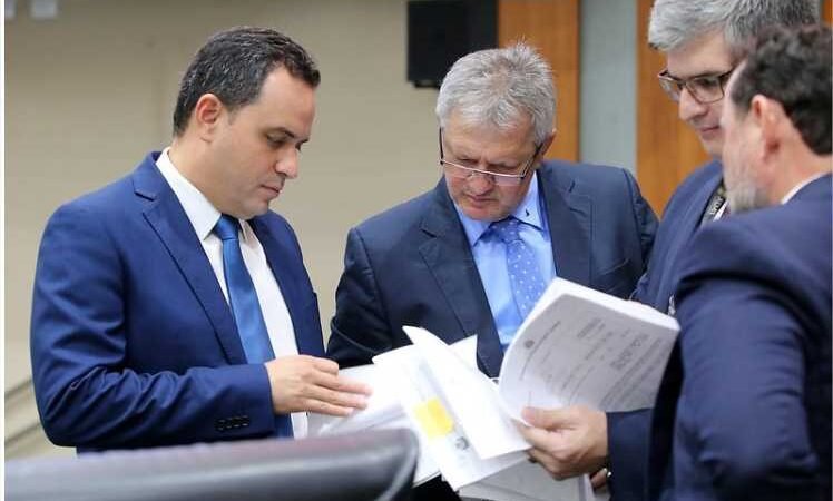 Diego apresenta projeto para melhorar rede elétrica em áreas rurais de Mato Grosso