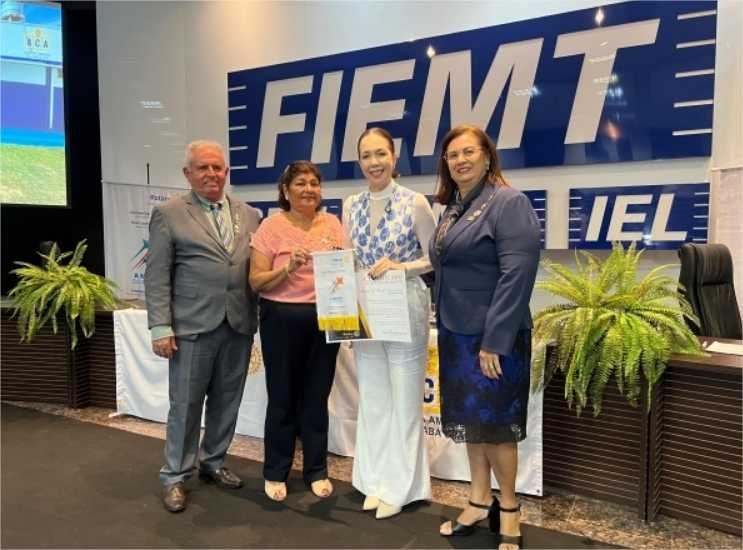 Vereadora Maysa celebra 40 anos do Rotary Cuiabá CPA em solenidade