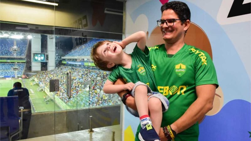 Confira o resultado do sorteio que levará oito autistas à partida entre Cuiabá e Flamengo nesta quarta-feira (20)