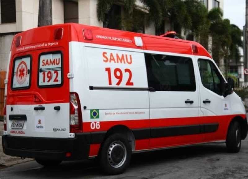 Condutora de moto tem corpo partido ao meio em batida na Rodovia dos Imigrantes, em VG