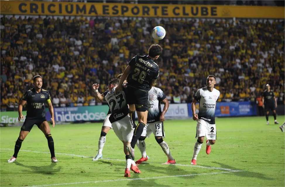 Corinthians vira e chega ao 7º triunfo seguido. Olha a Libertadores aí!
