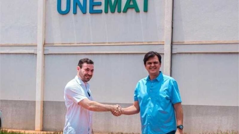 Thiago Silva viabiliza curso de Engenharia Florestal para Unemat