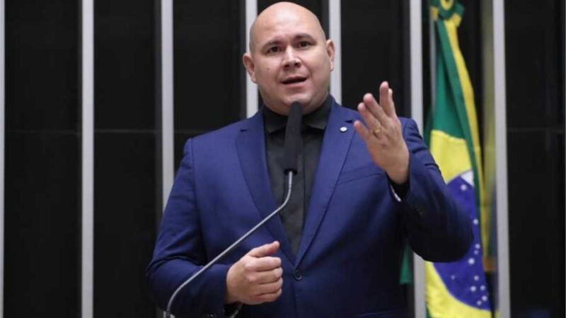 Na Câmara, Abilio vê avanço da direita para 2026 com retorno à Presidência da República