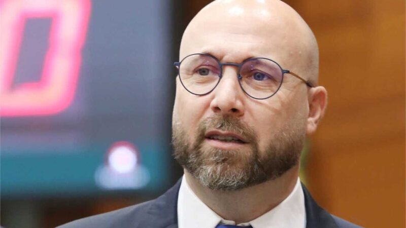 Deputado consegue assinaturas para CPI que vai investigar licenciamento de usinas da Eletrobras em MT