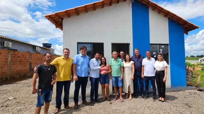 Thiago Silva entrega casas populares e anuncia novas parcerias em São Pedro da Cipa