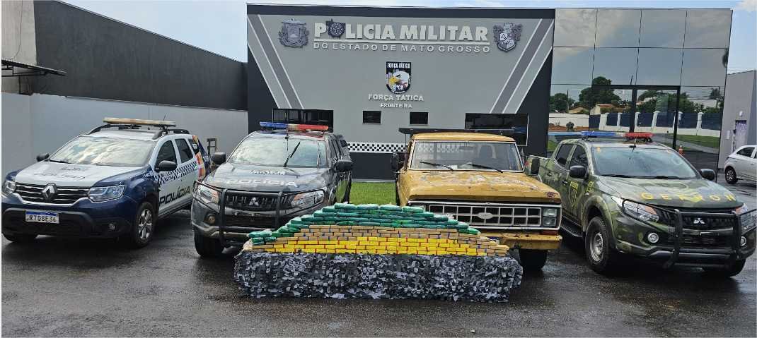 Forças de segurança apreendem 113 tabletes de cocaína em veículo; prejuízo ao crime é de R$ 2,2 milhões