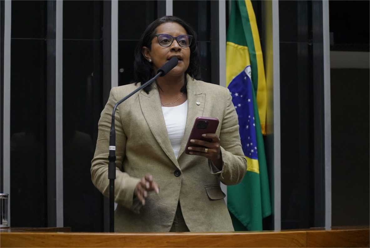Gisela Simona passa a limpo atuação e comemora vitórias em favor da mulher na Câmara e em MT