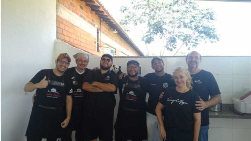 Voluntários fazem Churrasco de Natal para idosos do Abrigo Bom Jesus