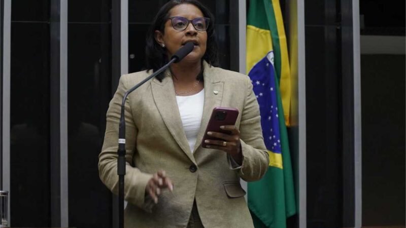 Deputada Gisela Simona relata projeto em defesa da cultura afro-brasileira
