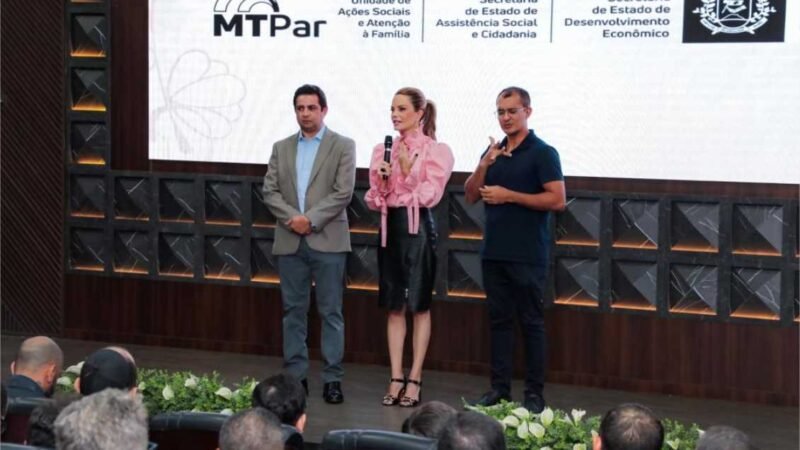 Primeira-dama de MT coordena reunião de lançamento do Programa SER Família Fé e Vida