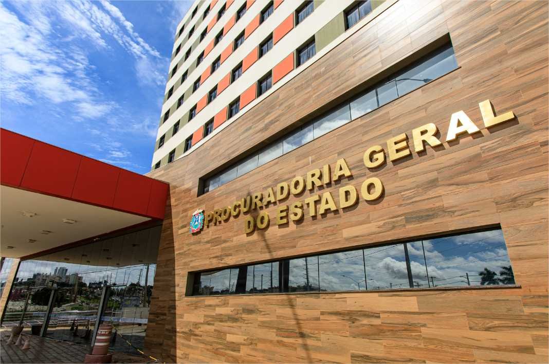 Recursos de acordos com a PGE vão para investimentos em prol da população, afirma procurador-geral
