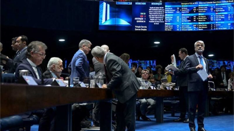 Senado aprova indicação de sucessor de Galípolo e mais dois diretores do BC