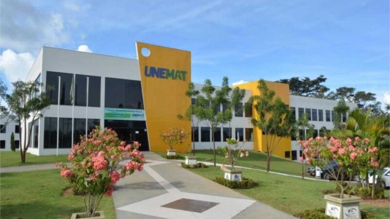 Mais de 6,5 mil candidatos fazem o vestibular da Unemat neste domingo (08)