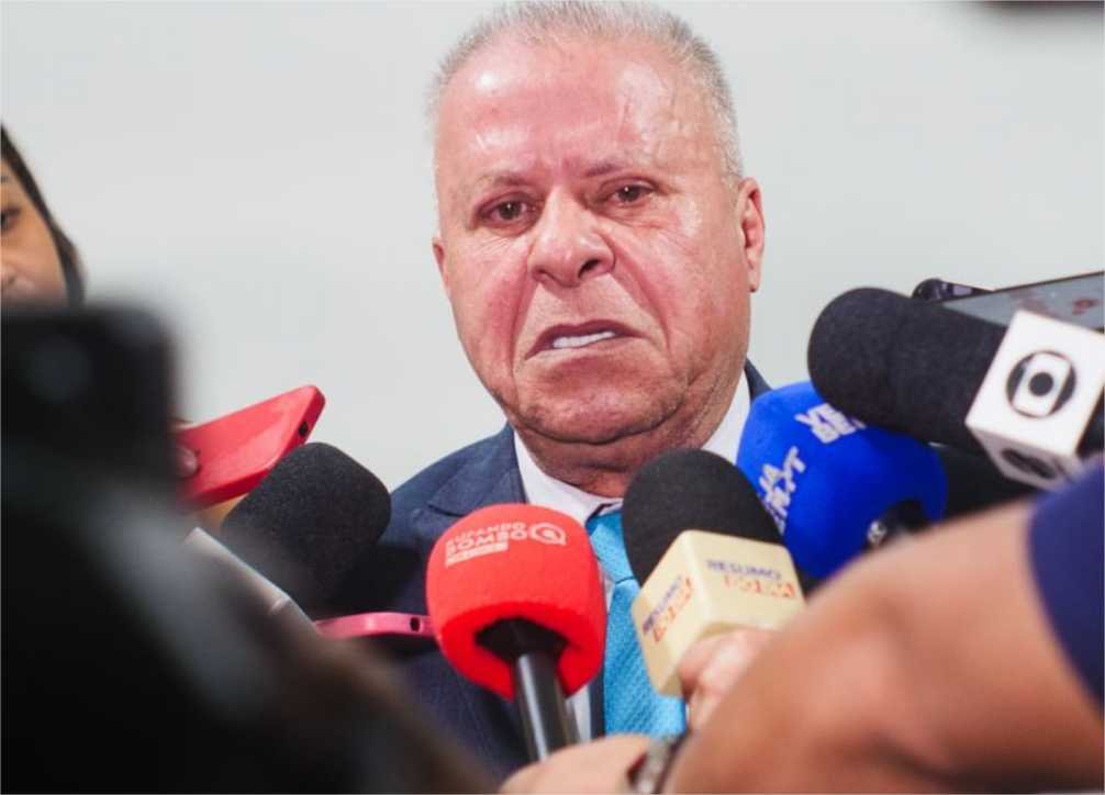 Advogado aciona Justiça e pede suspensão de voto secreto