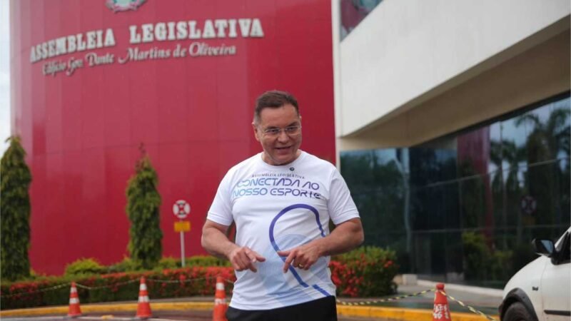 Botelho destaca participação da ALMT na 40ª Corrida de Reis