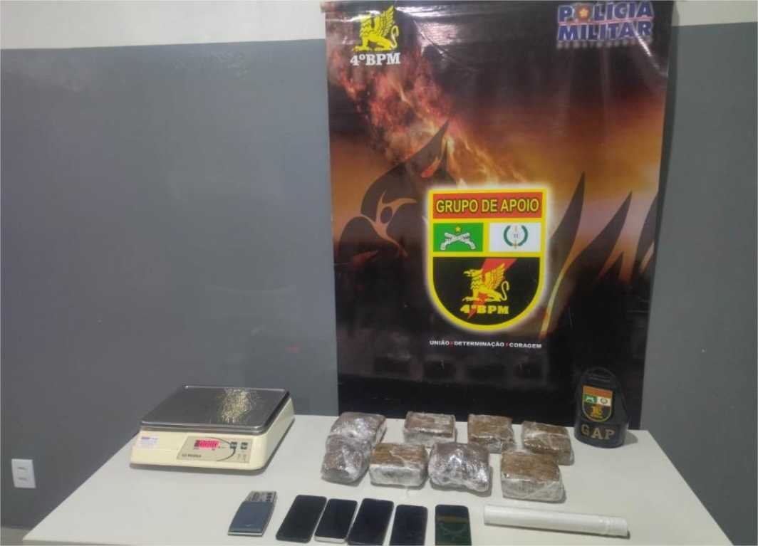 Polícia Militar prende quatro suspeitos por tráfico de drogas e fecha escritório de golpes