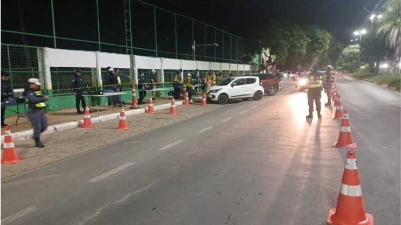 Operações Lei Seca terminam com 13 condutores presos por embriaguez na madrugada deste domingo (26)