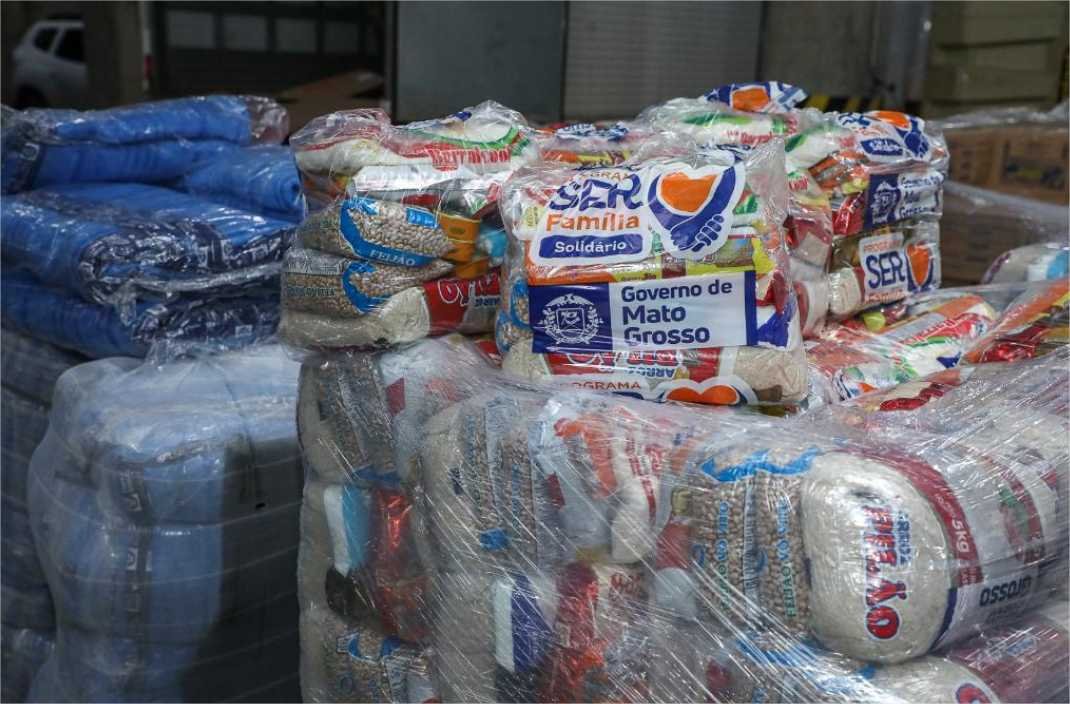Governo de MT envia 265 cestas de alimentos para famílias em três municípios do interior