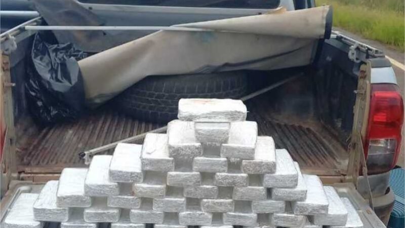 Patrulha Rural da PM prende três suspeitos com 39 quilos de pasta base de cocaína em Nova Ubiratã