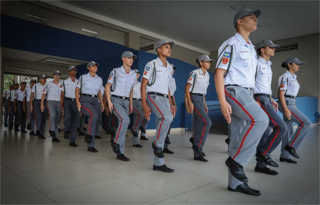 Seduc abre inscrições de processo seletivo para as Escolas Estaduais Cívico-Militares