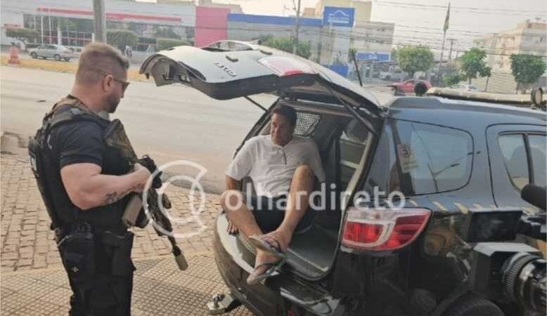 Ex-vereador acusado de ligação com o Comando Vermelho comunica viagem para ampliar limite de tornozeleira