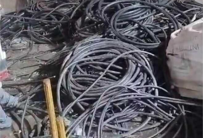 PM detém quadrilha por furto e recupera 30 toneladas de cabos de fios de cobre