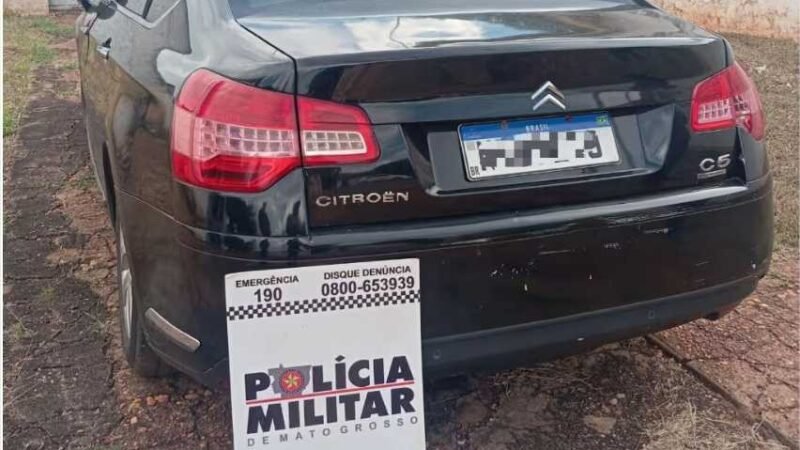 Polícia Militar recupera carro furtado e prende homem por receptação