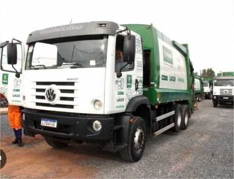 Mais de 556 toneladas de lixo domiciliar foram coletadas em Cuiabá na quarta-feira (15)