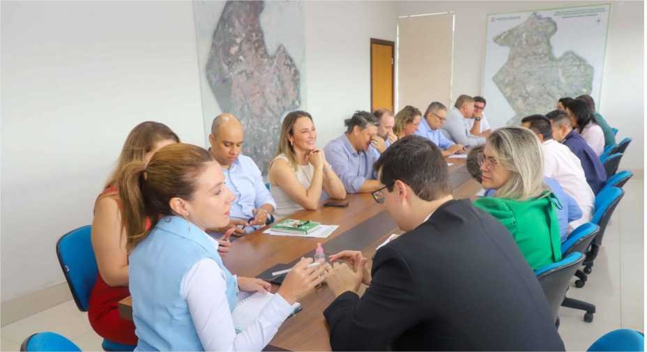 Várzea Grande suspende pagamentos de serviços não essenciais para não parar a gestão