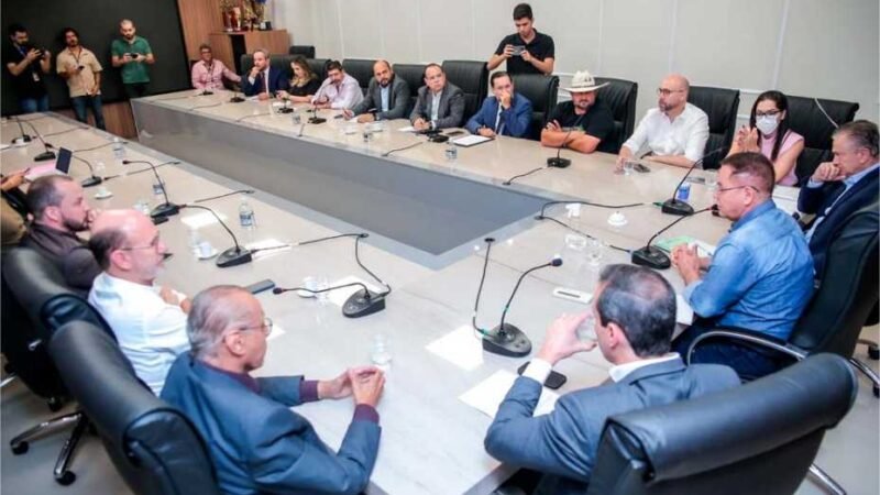 Botelho comanda reunião que reforça inspeção e controle nas prisões de MT