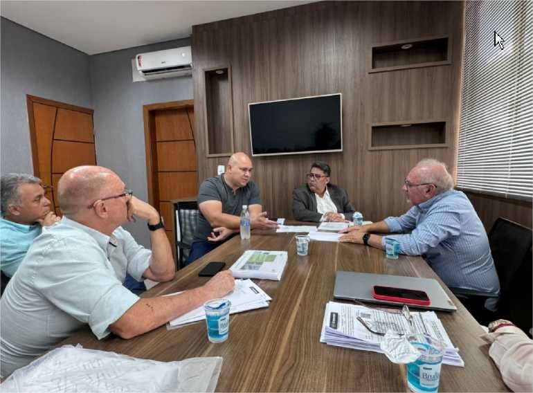 Abílio dá ultimato em empresa de coleta de lixo e ameaça convocar segunda colocada em licitação