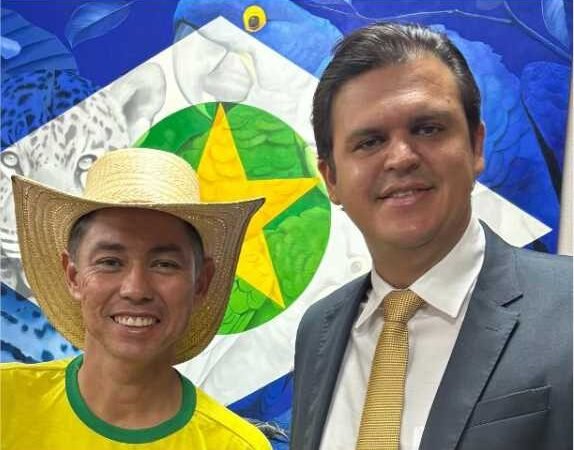 Deputado Thiago e vereador Vinícius viabilizam R$ 300 mil para a saúde