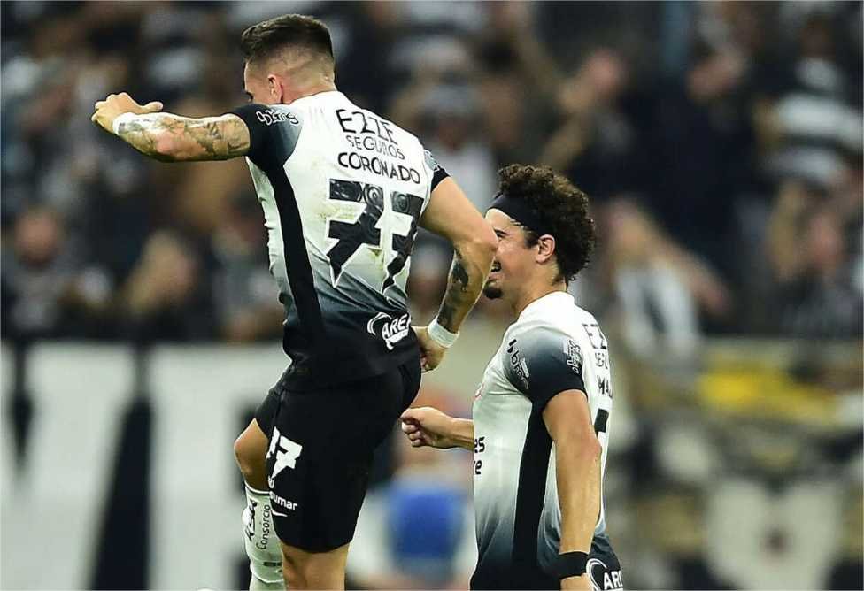 Corinthians vence Velo Clube e segue líder no Paulistão
