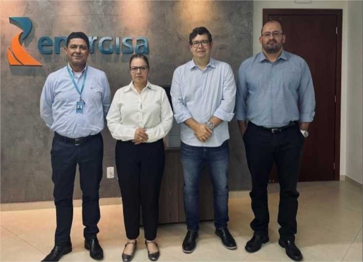 Paula Calil e Energisa debatem projetos sociais e reorganização da fiação telefônica da capital