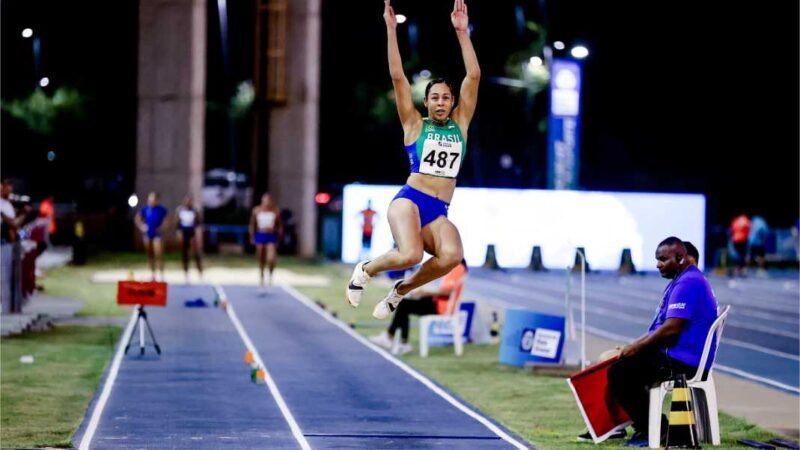 Atletas de MT representaram o Brasil nos Jogos Olímpicos e Paralímpicos de Paris e foram premiados pelo Estado