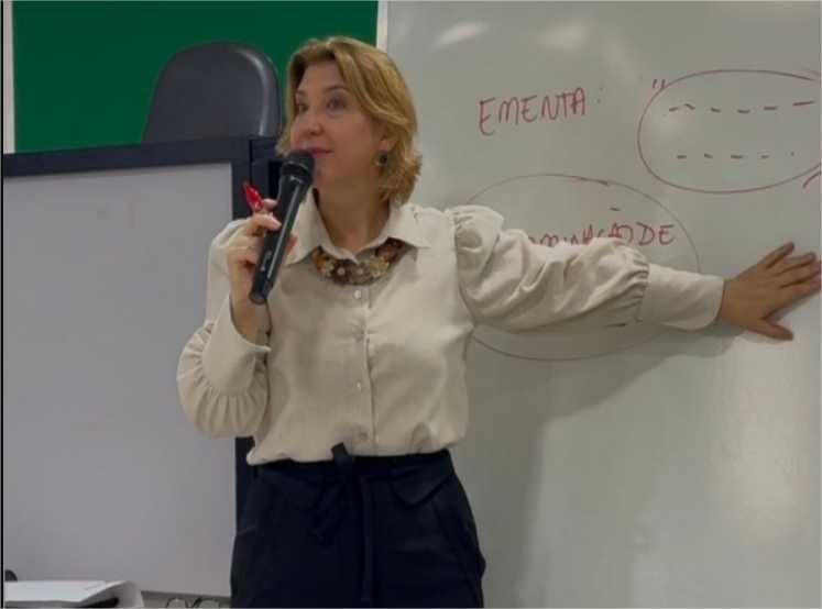 Câmara de Cuiabá treina servidores sobre o Regimento Interno