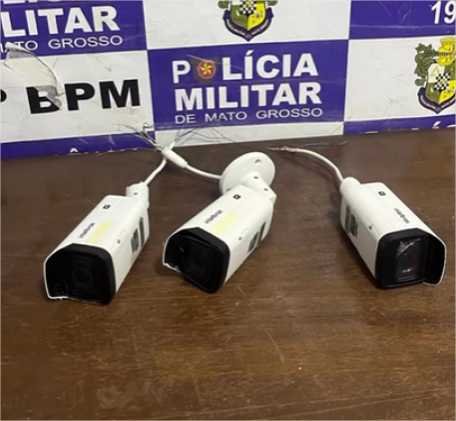 Polícia Militar impede furto de câmeras do Vigia Mais MT e prende homem em flagrante