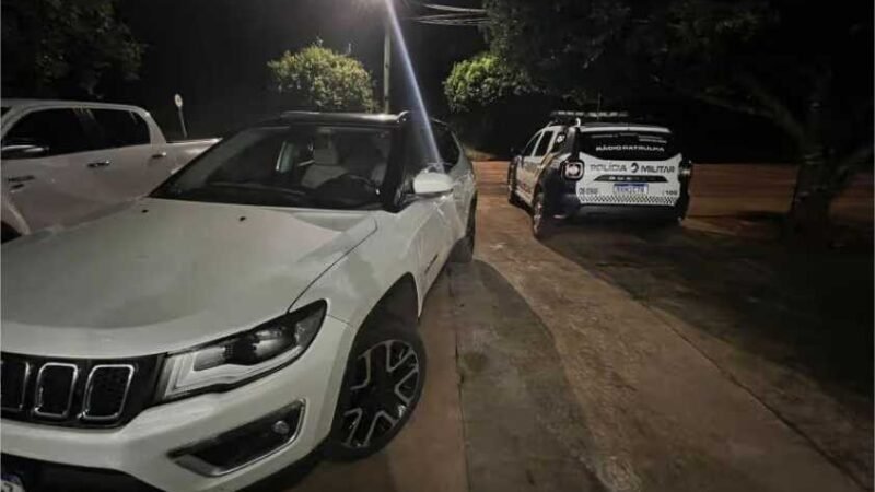 Ex-vereador é preso em flagrante dirigindo Jeep Compass clonado em MT