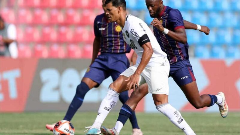 Botafogo é surpreendido e perde do Madureira no Kleber Andrade