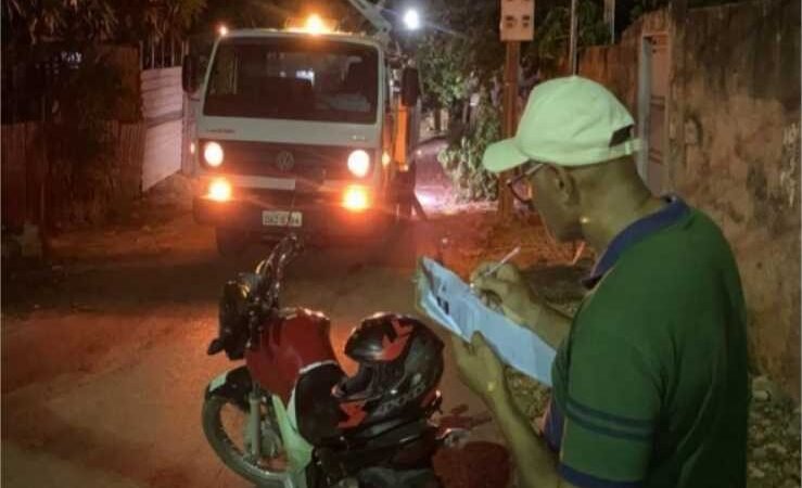 Troca de lâmpadas no bairro Centro América: Moradores agradecem indicação da vereadora Katiuscia Manteli