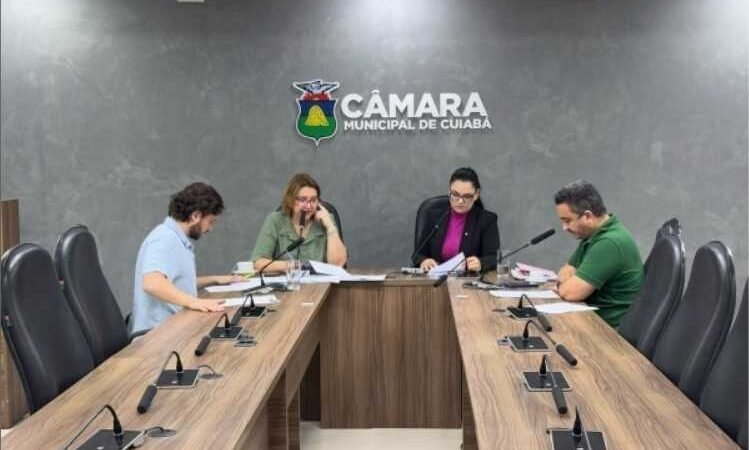 CCJR quer correções no projeto que revoga a “taxa de lixo” e pede a derrubada de seis vetos do prefeito