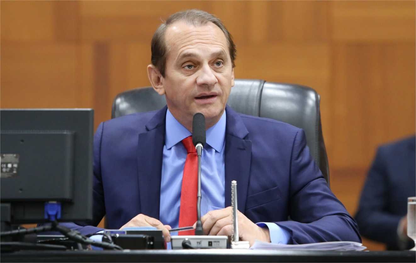 Wilson Santos critica polarização e defende o papel fiscalizador do Legislativo