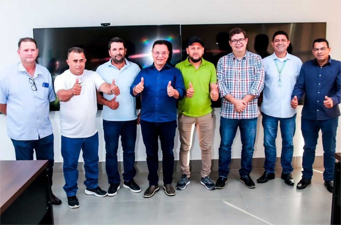 Botelho e lideranças cobram melhorias no fornecimento de energia em Carlinda, MT-240 e Nobres